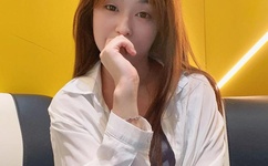 迈开腿开扑克又疼又叫免费视频